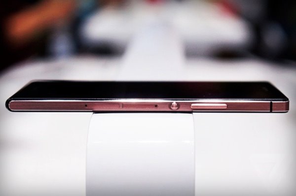 完整越狱将至：苹果 iOS 12.0-12.1.2 成功运行 Cydia 越狱商店