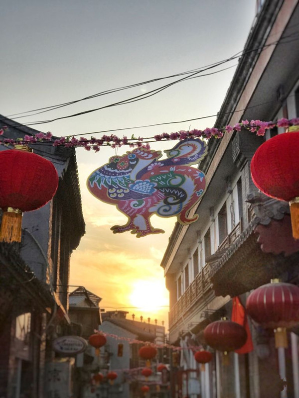 苹果官网上架 Anker 二合一充电器 PowerCore Fusion