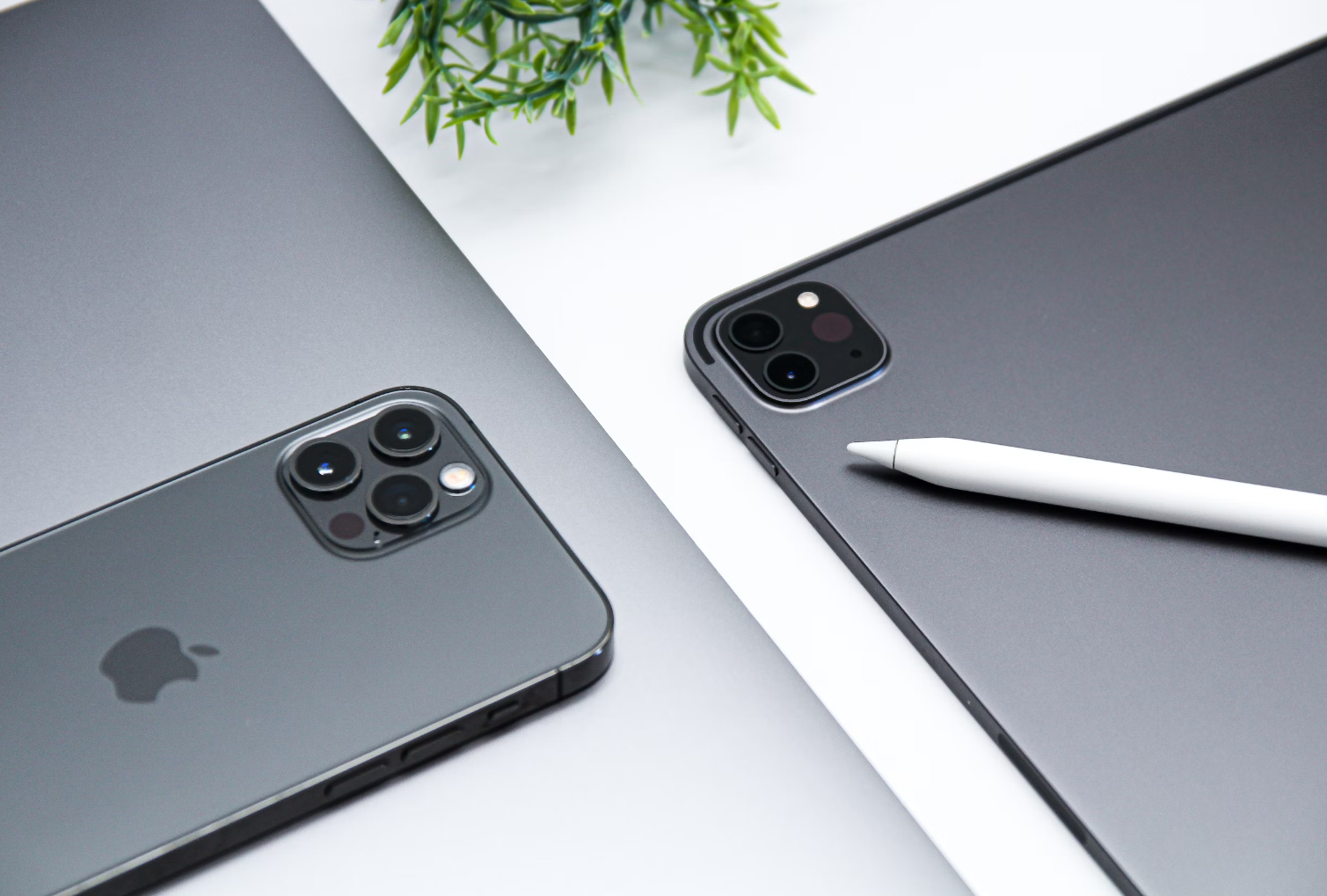 iPhone 15价格狂降!史上最低!!! iPhone 15价格狂降!史上最低!!!