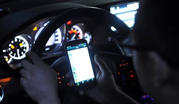 苹果 iOS 13 全新音量控制图标:竖条形,不挡屏 苹果 iOS 13 全新音量控制图标:竖条形,不挡屏