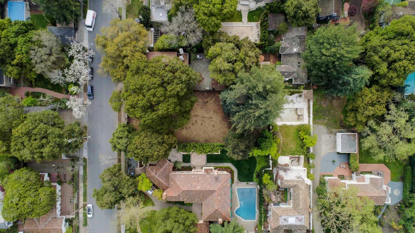 Apple Music 发布中国内地年度最热歌单，周杰伦《晴天》夺冠