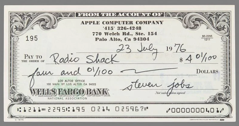 苹果推出农历虎年新年的定制版 AirTag：限量 20000 个