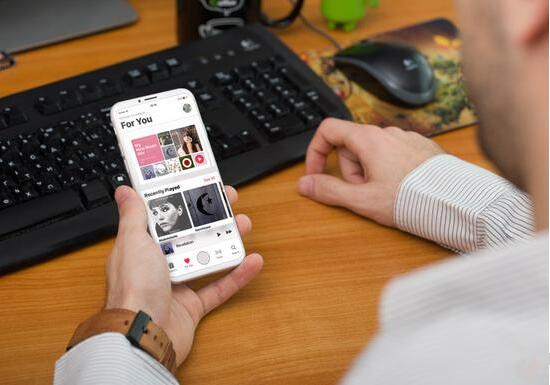 苹果在印度市场强势复苏,今年业绩或再创新高 苹果在印度市场强势复苏,今年业绩或再创新高