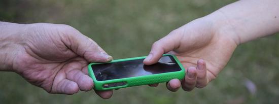 翻新iPhone怎么选？官翻or第三方