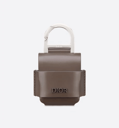 苹果 iPhone 17 系列机模再曝，暗示 Air 机型全球标配 eSIM