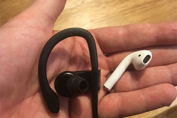 爆料大神称苹果正推进 iPad Air、MacBook、游戏手柄等多款产品