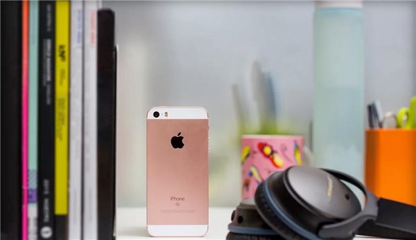 苹果 iPhone 17 系列机模再曝，暗示 Air 机型全球标配 eSIM