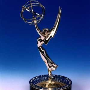 苹果iPhone6最新谍照:音量键、LOGO等 苹果iPhone6最新谍照:音量键、LOGO等