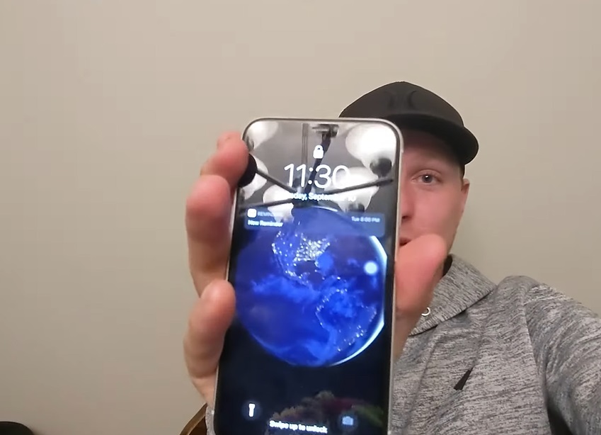 分析师称未来两代 iPhone 销售可能会疲软