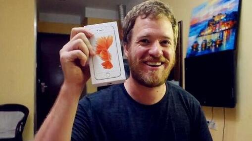 水客走私29部iPhone6被查 还都是假的