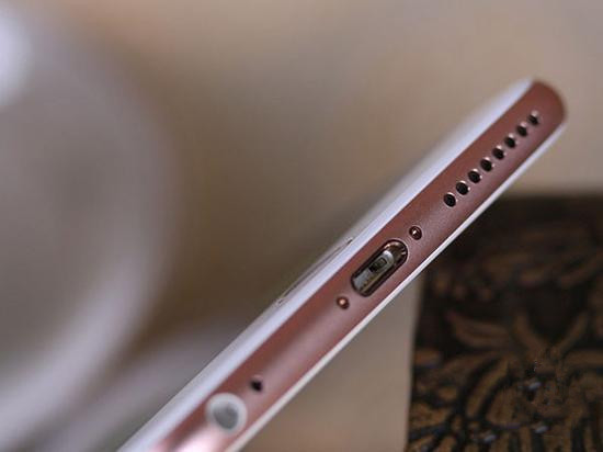 消息称苹果 iPhone 15 Pro 系列将涨价 100 至 200 美元