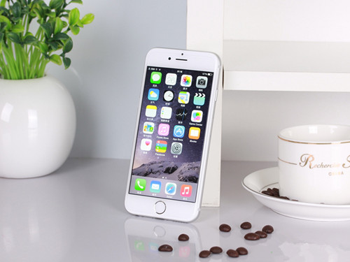 苹果 iPhone 13 / Pro 独享 iOS 16 人像和电影模式新相机功能:模糊照片视频景深效果更逼真 苹果 iPhone 13 / Pro 独享 iOS 16 人像和电影模式新相机功能:模糊照片视频景深效果更逼真