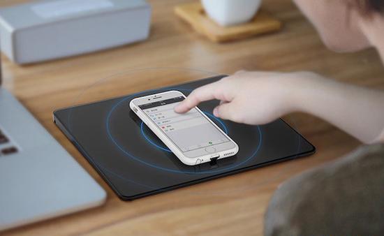 Caviar 推出定制款苹果 iPhone 13 Pro：内含初代 iPhone 2G 主板碎片