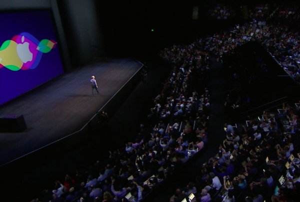 Apple Card 实体信用卡首次曝光：NFC 配对芯片在其包装上