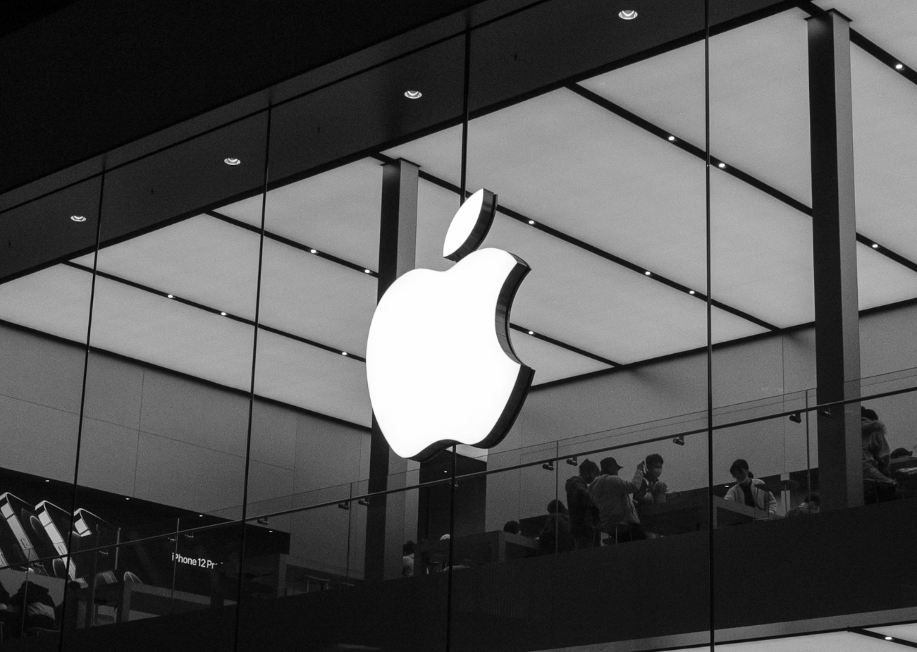 苹果新机包装贴纸曝光：确定为 iPhone 13、中国生产