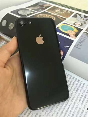 华强北爆改:iPhone 6改亮黑iPhone 7只要百十块 华强北爆改:iPhone 6改亮黑iPhone 7只要百十块
