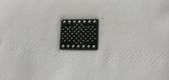 90后“炒家”开50账号：香港官网扫62部iPhone6