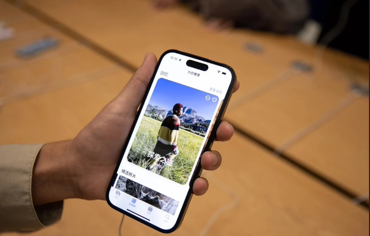 苹果下代iPad Pro将首次配备哑光屏幕选项,采用更窄屏幕边框 苹果下代iPad Pro将首次配备哑光屏幕选项,采用更窄屏幕边框