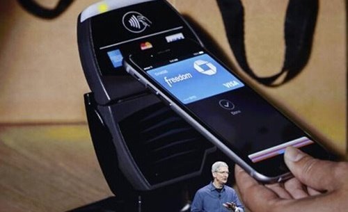 苹果高管工资单曝光：库克922万美元