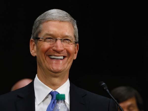 苹果官网 iPhone 14 Pro 屏幕图片变更为灵动岛“长条药丸”