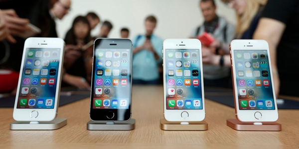 苹果年度假日广告视频发布：「Mini 的魔力」