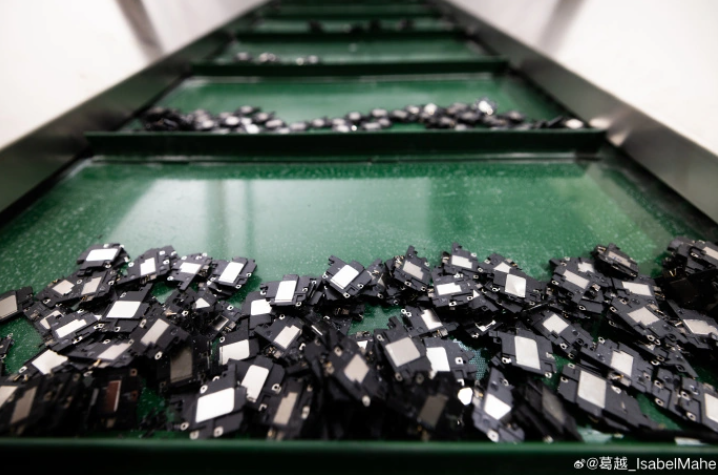 iPhone 12 掀起换机超级周期，预购量是 iPhone 11 的 2 倍